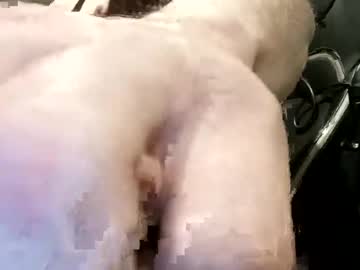 Gingerbearddeepthroat May 05, 2026 Chaturbate stream image