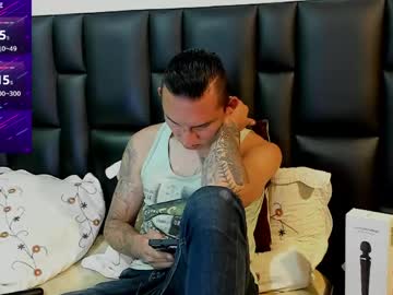 Mike_Bennet May 05, 2026 Chaturbate stream image