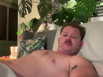 Dzury86 May 06, 2026 Chaturbate stream image