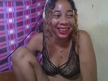 Olinaa May 06, 2026 Chaturbate stream image