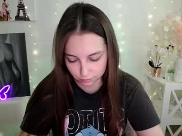Yours_Piece_Of_Happiness_ May 06, 2026 Chaturbate stream image