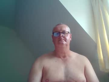 Curiousax77 May 06, 2026 Chaturbate stream image