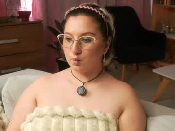 Ximenna_Cruz_ May 06, 2026 Chaturbate stream image
