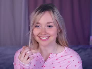 Odelynbrower May 06, 2026 Chaturbate stream image