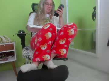 Auradivina May 06, 2026 Chaturbate stream image