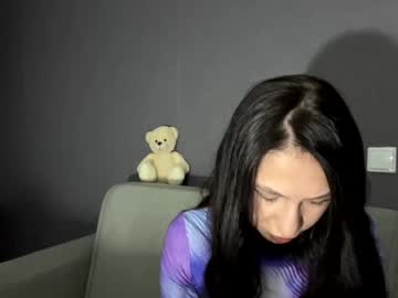 Marnaence May 06, 2026 Chaturbate stream image