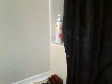 Nikkinastyslut May 06, 2026 Chaturbate stream image