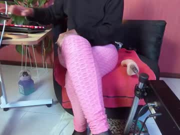 Milf_Sikiu May 07, 2026 Chaturbate stream image