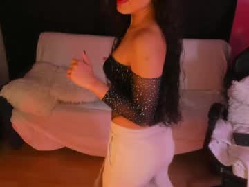 Rosario215_ May 07, 2026 Chaturbate stream image