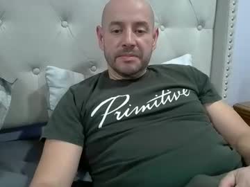Mworlton9 May 07, 2026 Chaturbate stream image