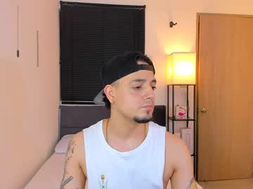 Kendel_Dimitri May 07, 2026 Chaturbate stream image