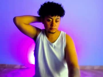 Adrienyuliancorreacastro May 07, 2026 Chaturbate stream image