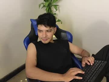 Snowlann May 07, 2026 Chaturbate stream image