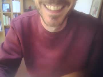 Hitmenoww May 07, 2026 Chaturbate stream image