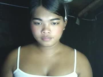 Yourasian_Kendal May 07, 2026 Chaturbate stream image