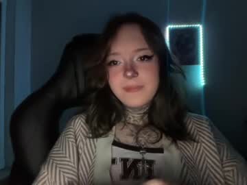 Raven_Armor May 07, 2026 Chaturbate stream image