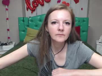 Meganpirs May 07, 2026 Chaturbate stream image