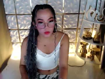 Trixie_Foxslut May 07, 2026 Chaturbate stream image