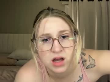 Softslutxo May 08, 2026 Chaturbate stream image