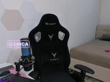 Skyqueeni May 08, 2026 Chaturbate stream image