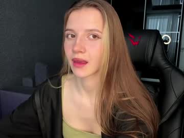Simikisss May 08, 2026 Chaturbate stream image