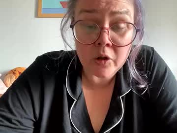 Ppriestess May 08, 2026 Chaturbate stream image
