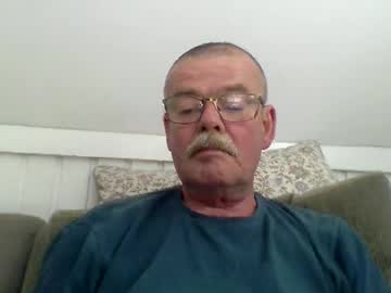 Mikael42 May 08, 2026 Chaturbate stream image