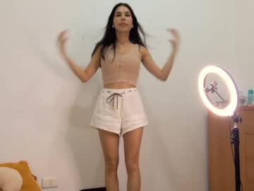 Laraewakely May 08, 2026 Chaturbate stream image