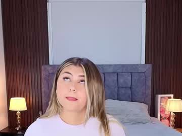 Megancrow May 08, 2026 Chaturbate stream image