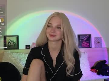 Asterross May 08, 2026 Chaturbate stream image
