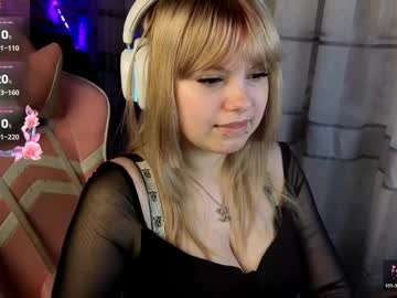 Lovelykristii May 08, 2026 Chaturbate stream image