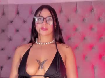 Isislarah May 09, 2026 Chaturbate stream image