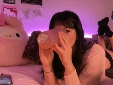 Youlovelucyyy May 09, 2026 Chaturbate stream image