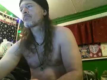 Hippiedad333 May 09, 2026 Chaturbate stream image