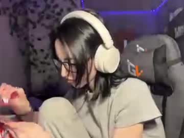 Elinorashfield May 09, 2026 Chaturbate stream image