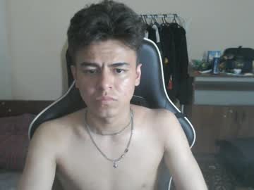 Britneycolins May 09, 2026 Chaturbate stream image