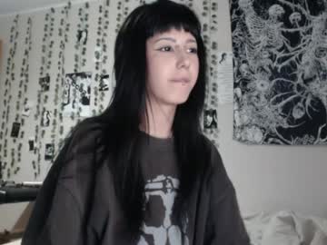 Wavy_Nights May 09, 2026 Chaturbate stream image
