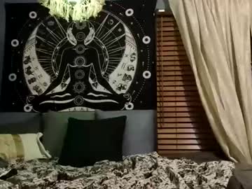 Nicolescontent2025 May 10, 2026 Chaturbate stream image