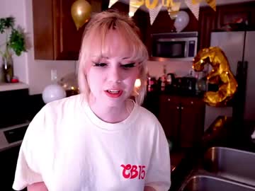Runesy May 10, 2026 Chaturbate stream image