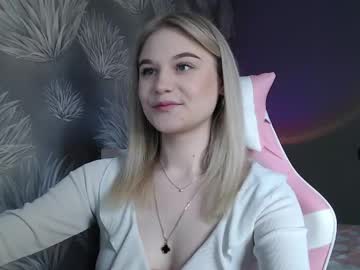 Ariavelvets May 11, 2026 Chaturbate stream image