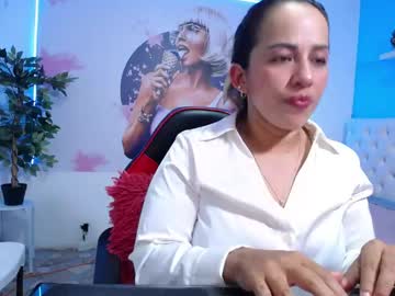 Andrea_Milf19 May 12, 2026 Chaturbate stream image