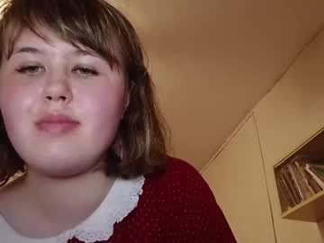 Velvetqueen321 May 12, 2026 Chaturbate stream image