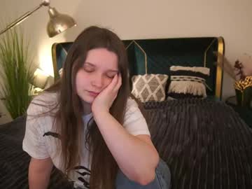 Magicpeachhs May 13, 2026 Chaturbate stream image