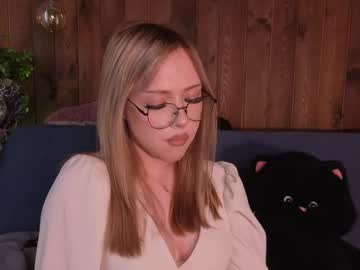 Melliegiacalone May 13, 2026 Chaturbate stream image