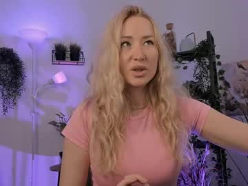 Astramonroe May 13, 2026 Chaturbate stream image