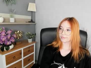 Foxsonya May 13, 2026 Chaturbate stream image