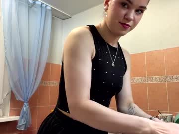 Linniekroes May 13, 2026 Chaturbate stream image
