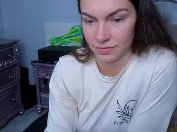 Chroniclove stream photo from May 13, 2026
