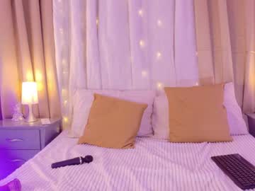 Talianavega1 May 13, 2026 Chaturbate stream image