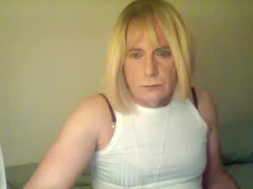 Izzy_Mchoney May 14, 2026 Chaturbate stream image